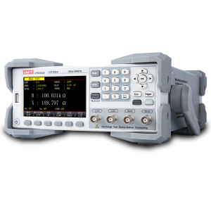 UNI-T UTR2832E Masa Tipi Dijital LCR Metre (200 kHz)