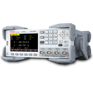 UNI-T UTR2832E Masa Tipi Dijital LCR Metre (200 kHz)