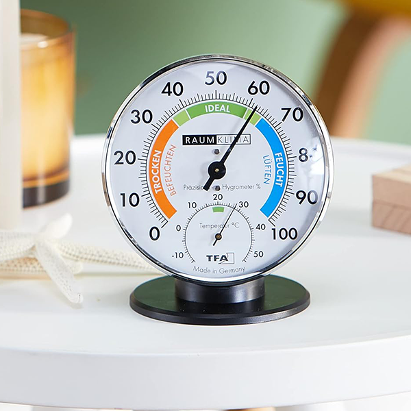 TFA 45.2033 'RaumKlima' İbreli Sıcaklık ve Nem Ölçer